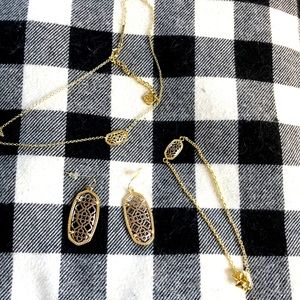 Kendra Scott necklace, earrings and bracelet